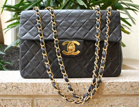 chanel jumbo xl flap